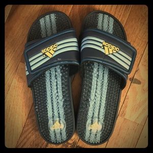 Adidas Adissage sandals